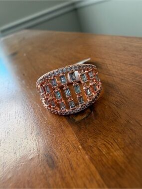 March 2026 bp Rose Gold aquamarine ring size 9